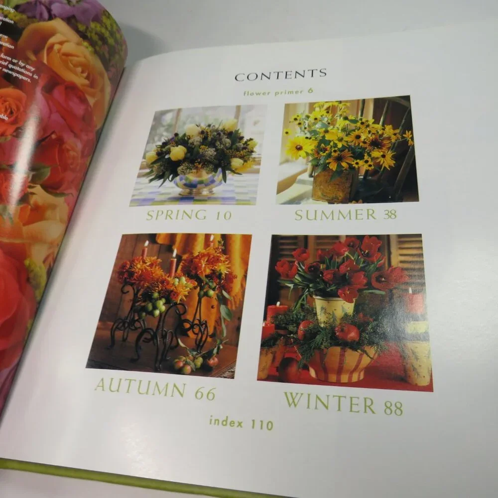 Southern Living Simple Flower Arranging by Lauren Brooks Hardcover